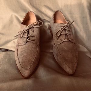 New! Gray Oxford flats